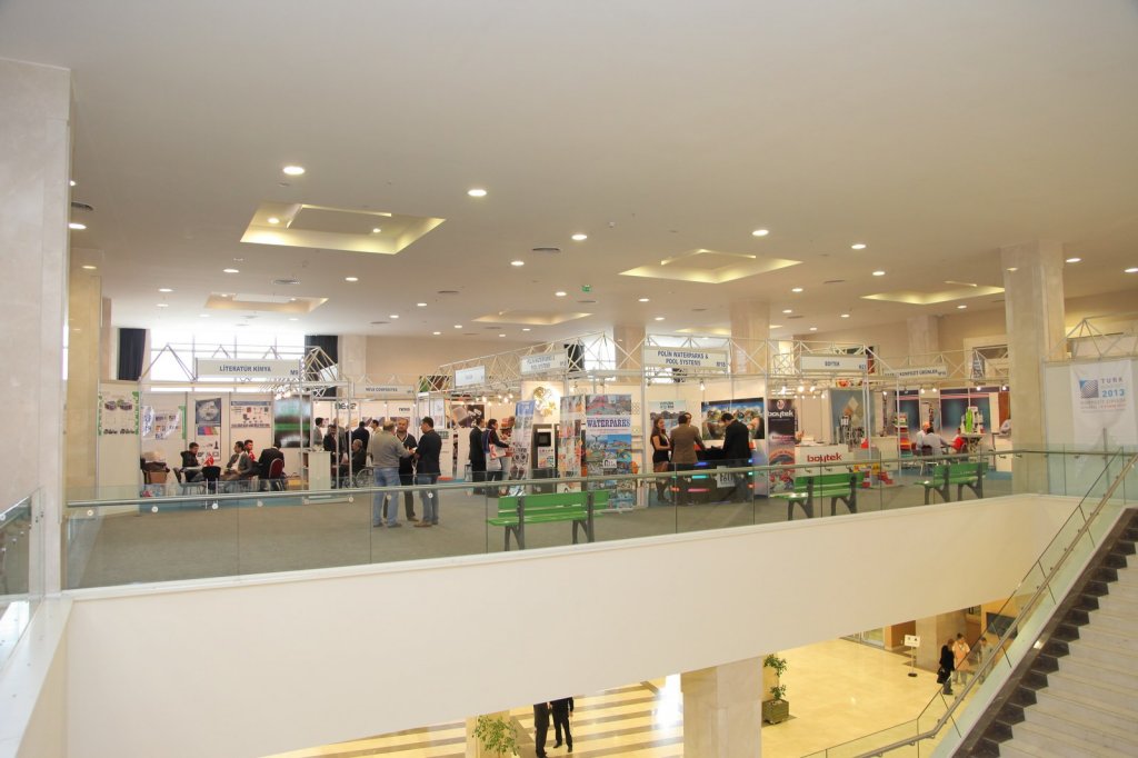 Exhibition Area (437)